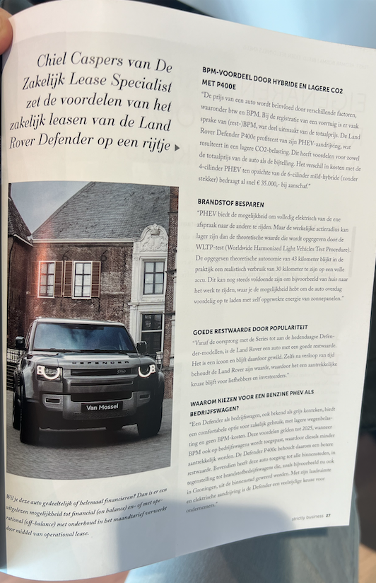 Rij indruk Land Rover Defender P400e met Zakelijk Advies van Chiel van De Zakelijk Lease Specialist